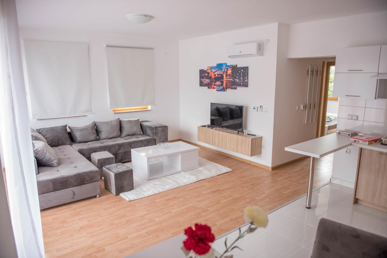 Leader Apartment ซาราเยโว ภายนอก รูปภาพ