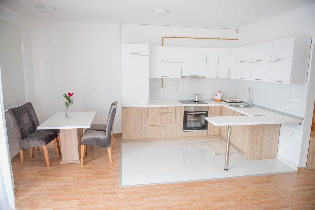 Leader Apartment ซาราเยโว ภายนอก รูปภาพ